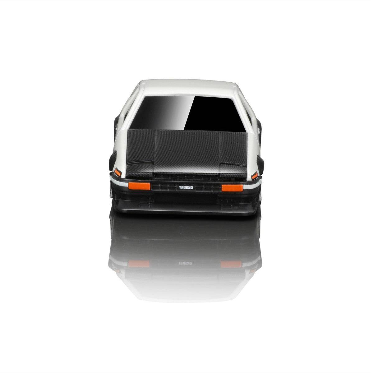 Front view of the Maisto Muscle Machines 1983 Toyota Sprinter Trueno AE86 diecast model, highlighting its sleek headlights and aerodynamic bumper.