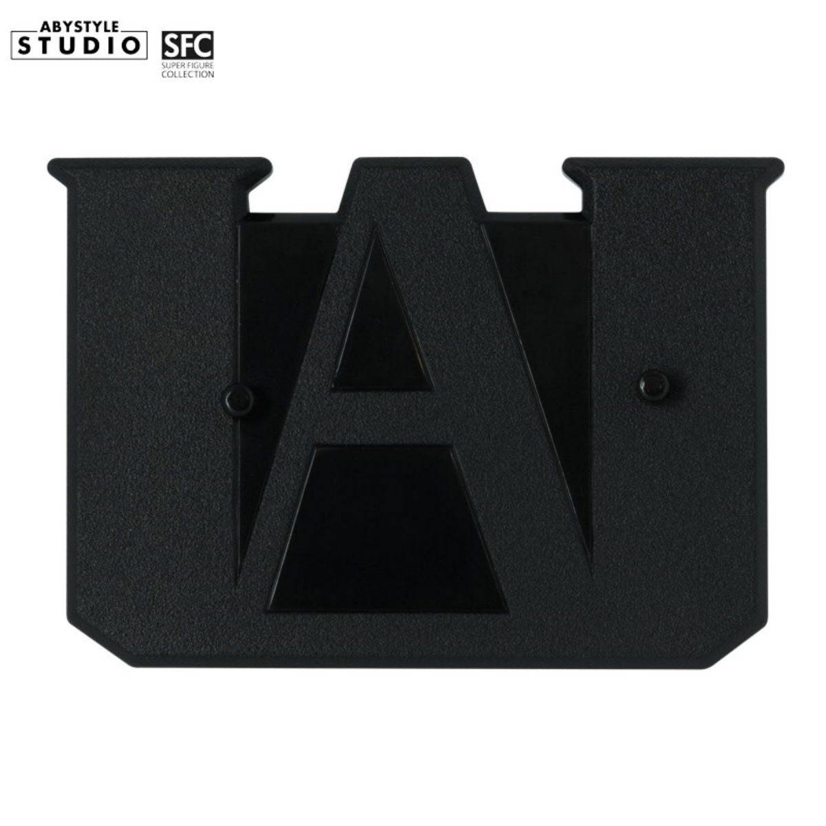 U.A emblem base included with ABYstyle Studio Shoto Todoroki SFC Figure, providing stability and authenticity.