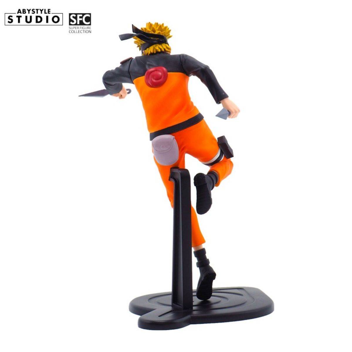Rear view of ABYstyle Studio Naruto Shippuden Naruto SFC Figure 17cm, showcasing the detailed sculpting of Naruto’s outfit and accessories.