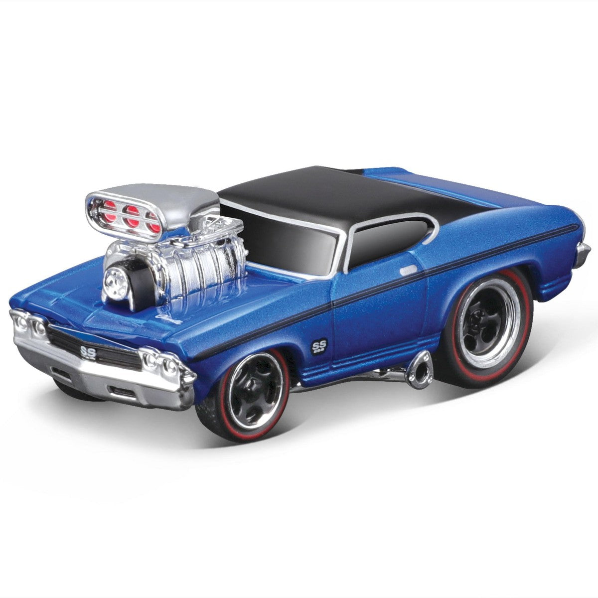 Blue Chevrolet Chevelle SS diecast model from Maisto Muscle Machines Transports 1:64 series. Oversized engine and muscle car aesthetics.